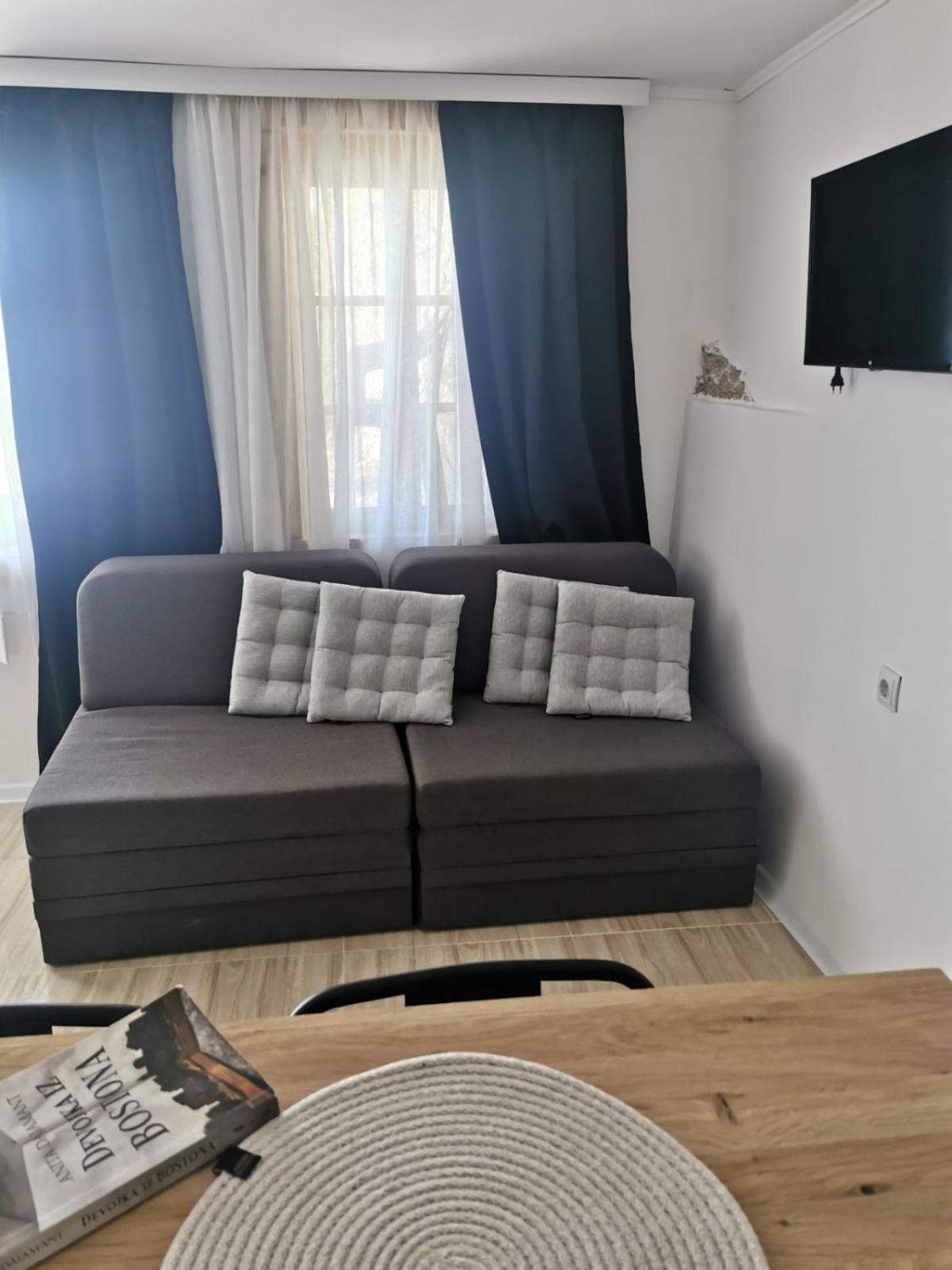 Apartment Kovachevi *